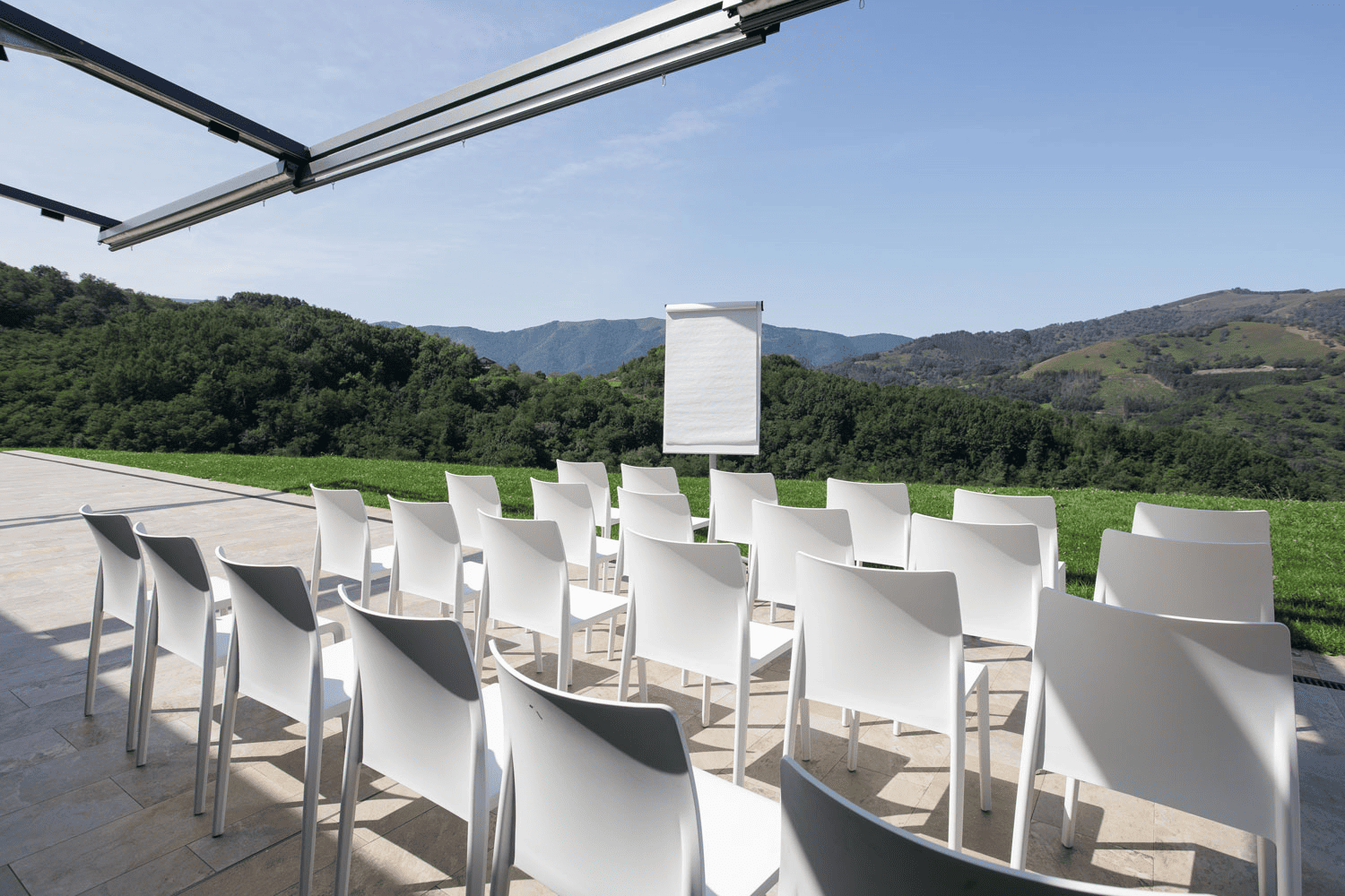 Sala-Magna-2 irrisarri (1)